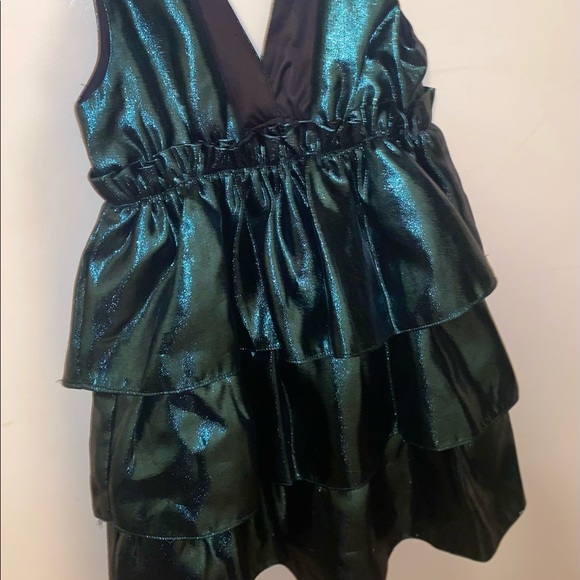 Zara metallic green tiered mini dress. - Picture 4 of 4